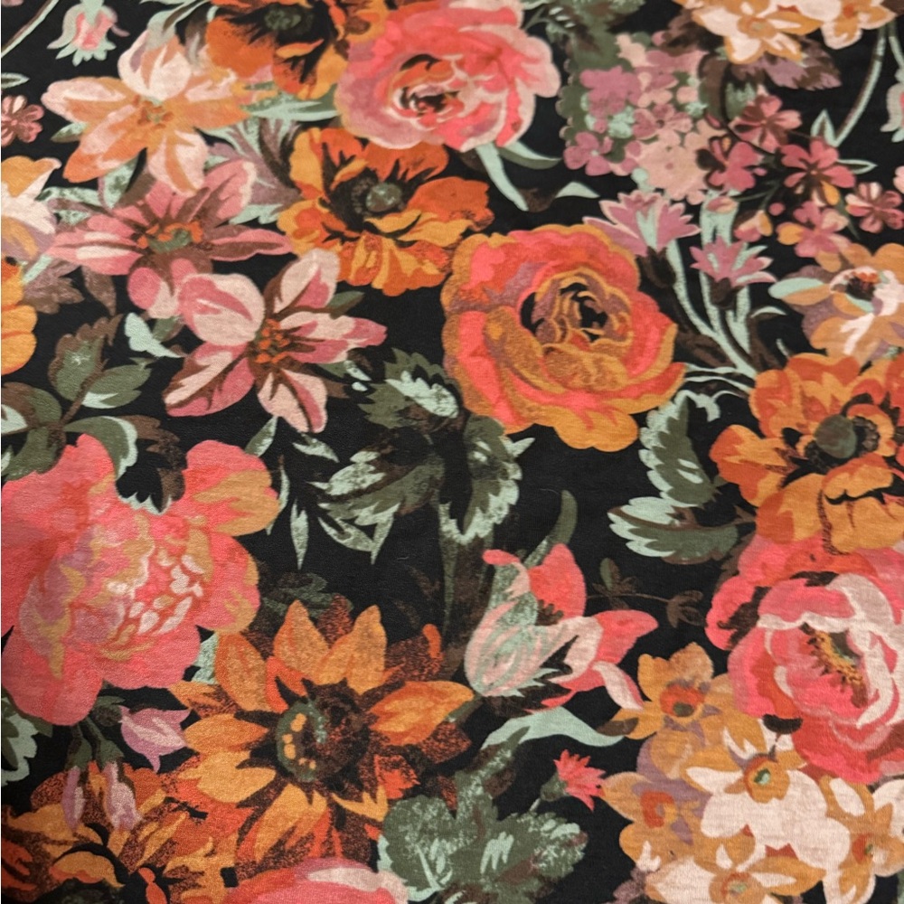 Floral Randy - Picture 2 of 3